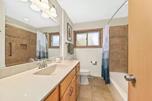 17465 Windemere Rd, Brookfield, WI 53045 - Photo 18