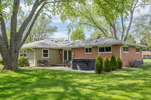17465 Windemere Rd, Brookfield, WI 53045 - Photo 32