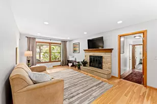 18360 Tilton Ln, Brookfield, WI 53045 - Photo 16