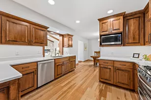 18360 Tilton Ln, Brookfield, WI 53045 - Photo 10
