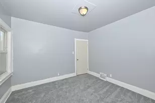 3052 N 40th St, Milwaukee, WI 53210 - Photo 20