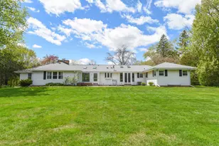 10232 N Greenview Dr, Mequon, WI 53092 - Photo 30