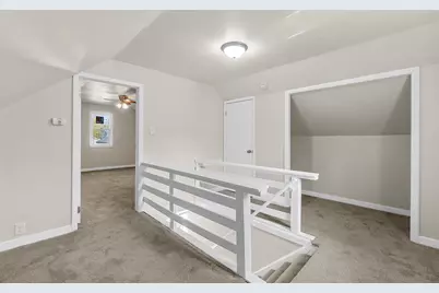 4430 W Glendale Ave, Milwaukee, WI 53218 - Photo 14