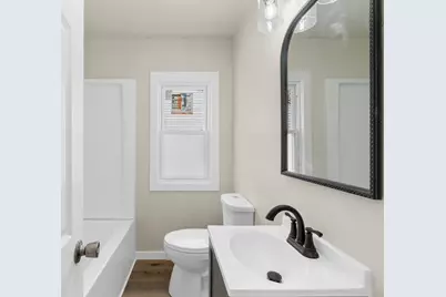 4430 W Glendale Ave, Milwaukee, WI 53218 - Photo 8