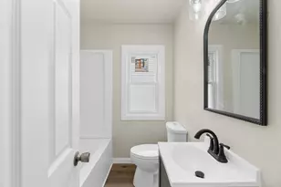 4430 W Glendale Ave, Milwaukee, WI 53218 - Photo 8