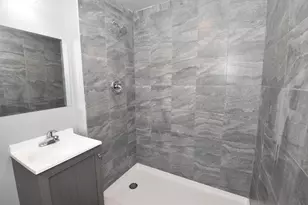3209 Charles St, Racine, WI 53402 - Photo 18