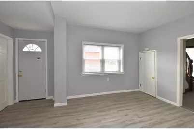 3209  Charles St, Racine, WI 53402 - Photo 10