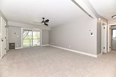 N82W13500  Fond Du Lac Ave #A203, Menomonee Falls, WI 53051 - Photo 8