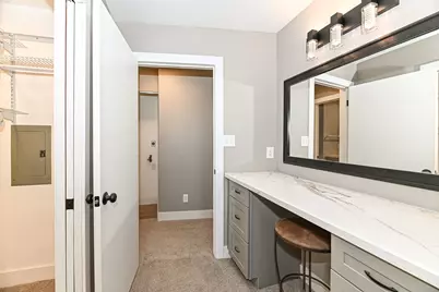 N82W13500  Fond Du Lac Ave #A203, Menomonee Falls, WI 53051 - Photo 20