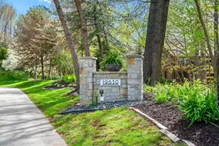 19630 Independence Ct, Brookfield, WI 53045 - Photo 40