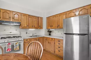733 S 101st St, West Allis, WI 53214 - Photo 20