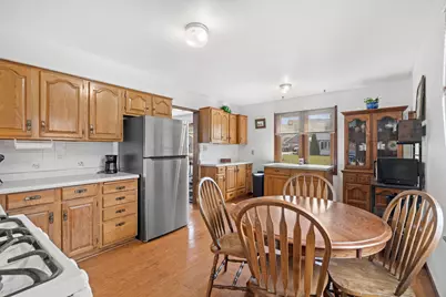 733 S 101st St, West Allis, WI 53214 - Photo 22