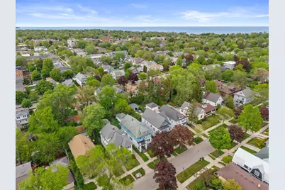 2016 E Newton Ave, Shorewood, WI 53211 - Photo 52