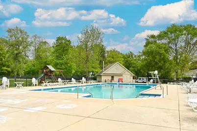 10333 N Versailles Ct, Mequon, WI 53092 - Photo 26