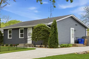 5316 66th Pl, Kenosha, WI 53142 - Photo 2