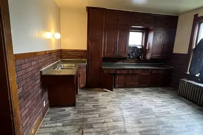 2355 N 20th St, Milwaukee, WI 53206 - Photo 12