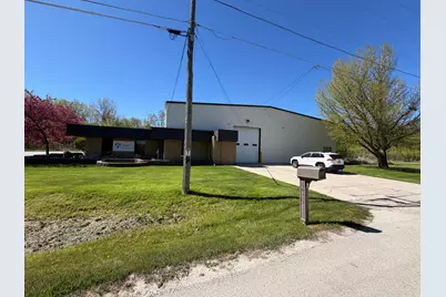 2415  St. Ritas Rd, Racine, WI 53402 - Photo 2