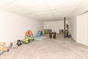 4131 N 93rd St, Wauwatosa, WI 53222 - Photo 22