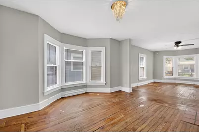 901  Grove Ave, Racine, WI 53405 - Photo 10