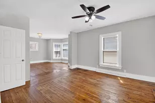 901 Grove Ave, Racine, WI 53405 - Photo 6