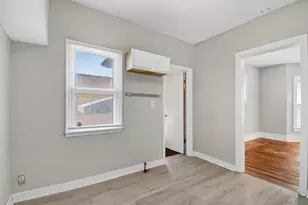 901 Grove Ave, Racine, WI 53405 - Photo 12