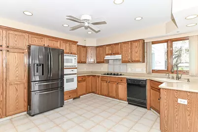 12405 W North Ln, New Berlin, WI 53151 - Photo 14