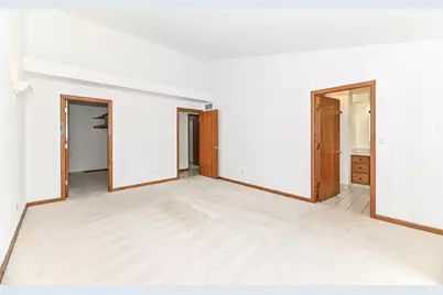 12405 W North Ln, New Berlin, WI 53151 - Photo 20