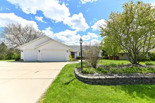 12405 W North Ln, New Berlin, WI 53151 - Photo 50