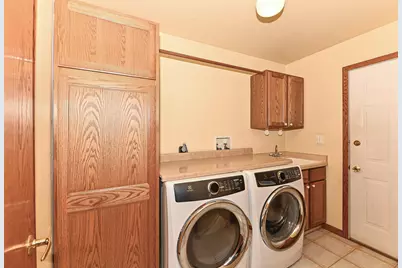 12405 W North Ln, New Berlin, WI 53151 - Photo 28