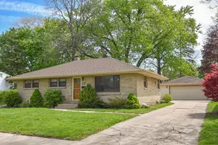 2964 S 104th St, West Allis, WI 53227 - Photo 14