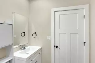 86 Lighthouse Ct, Sheboygan, WI 53081 - Photo 14