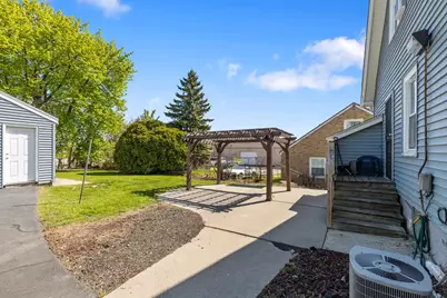 3318 W Florist Ave, Milwaukee, WI 53209 - Photo 4