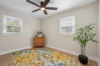 6532 W Euclid Ave, Milwaukee, WI 53219 - Photo 26