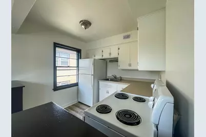 6920 W Center St #3, Milwaukee, WI 53210 - Photo 10