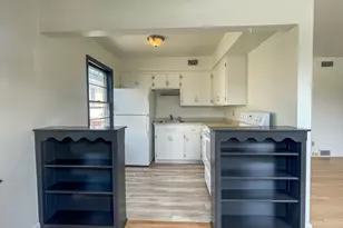 6920 W Center St, Milwaukee, WI 53210 - Photo 8