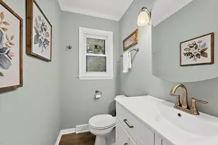 12610 W St Marys Dr, New Berlin, WI 53151 - Photo 18