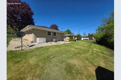 2532 S Seymour Pl, West Allis, WI 53227 - Photo 8