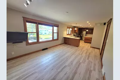 2532 S Seymour Pl, West Allis, WI 53227 - Photo 18