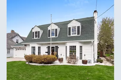 845 N 5th St, Manitowoc, WI 54220 - Photo 2