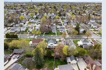 845 N 5th St, Manitowoc, WI 54220 - Photo 14