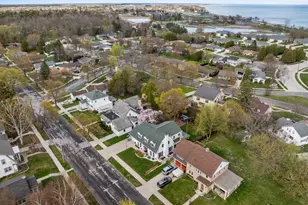 845 N 5th St, Manitowoc, WI 54220 - Photo 10