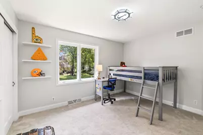 N23W28221  Beach Park Cir, Delafield, WI 53072 - Photo 22