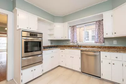 4119 N Woodburn St #4121, Shorewood, WI 53211 - Photo 10