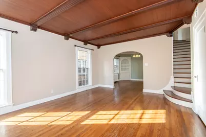 4119 N Woodburn St #4121, Shorewood, WI 53211 - Photo 4