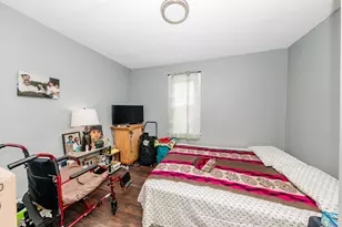 2445 S 62nd St, West Allis, WI 53219 - Photo 12