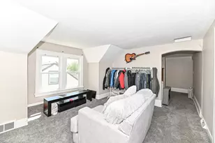 2445 S 62nd St, West Allis, WI 53219 - Photo 14
