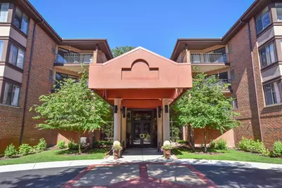 1600 W Green Tree Rd #225, Glendale, WI 53209 - Photo 20