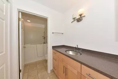 1600 W Green Tree Rd #225, Glendale, WI 53209 - Photo 16