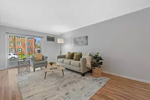 303 E Henry Clay St, Whitefish Bay, WI 53217 - Photo 10