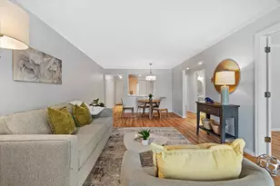 303 E Henry Clay St, Whitefish Bay, WI 53217 - Photo 14